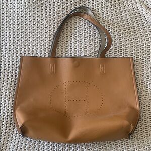 Hermés Style Elegant Tan Leather Tote Bag